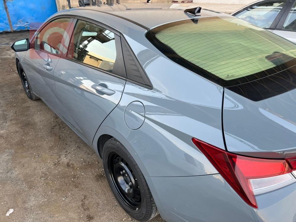 هیوندای ئەلەنترا